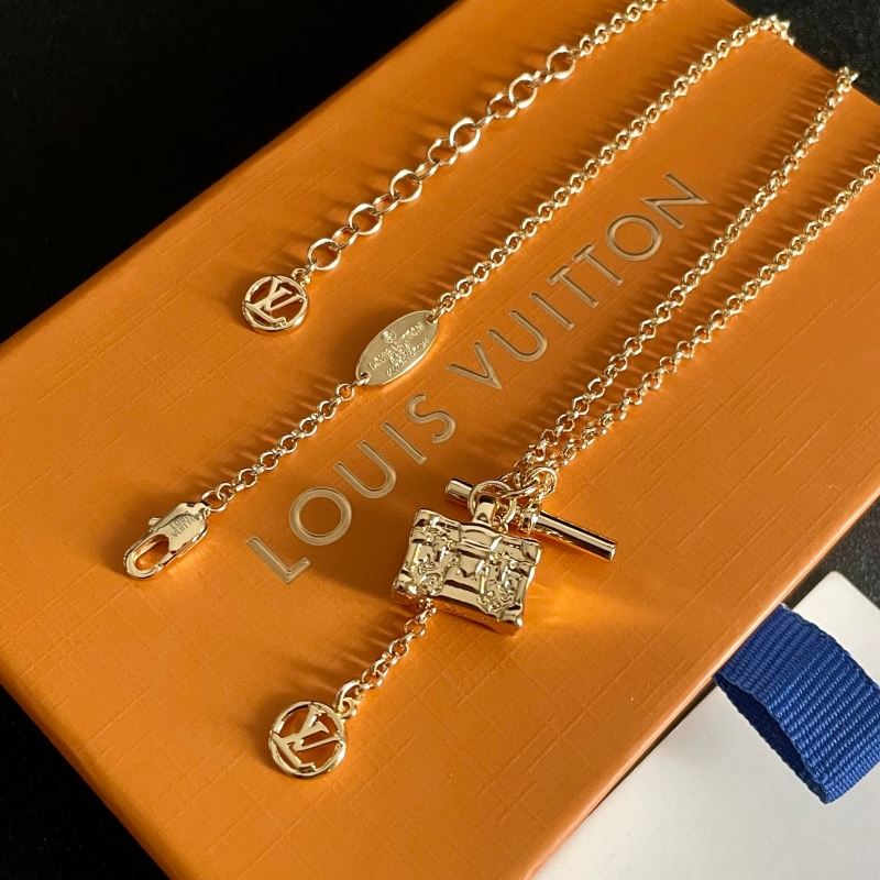 Louis Vuitton Necklaces